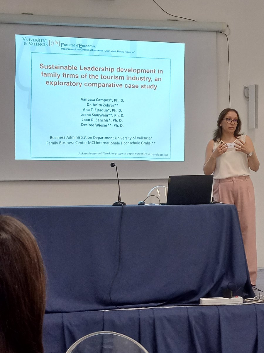 This morning I've presented our paper on #SustainableLeadership developmenr in #FamilyFirms
Job done. Now is time to return home