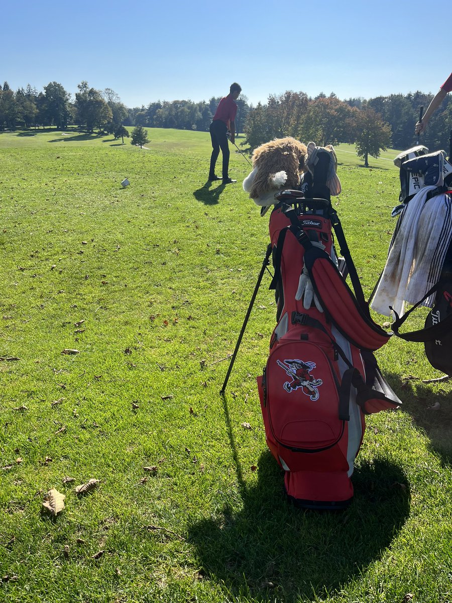 Match vs tantasqua underway. Beautiful day and NOT raining. <a href="/SJHS_PioneersAD/">Saint John's HS Athletics</a> <a href="/SJHS_HM/">Alex Zequeira</a> <a href="/SJShrewsbury/">Saint John's</a>