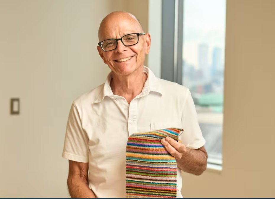 After a prostate cancer diagnosis, textile artist José Picayo found calm in hand weaving — inspiring him to start a weaving class for fellow patients and build a healing community. Read his inspiring story! tinyurl.com/NYPBMHhealing @HimanshuNagarMD @nyphospital @WeillCornell