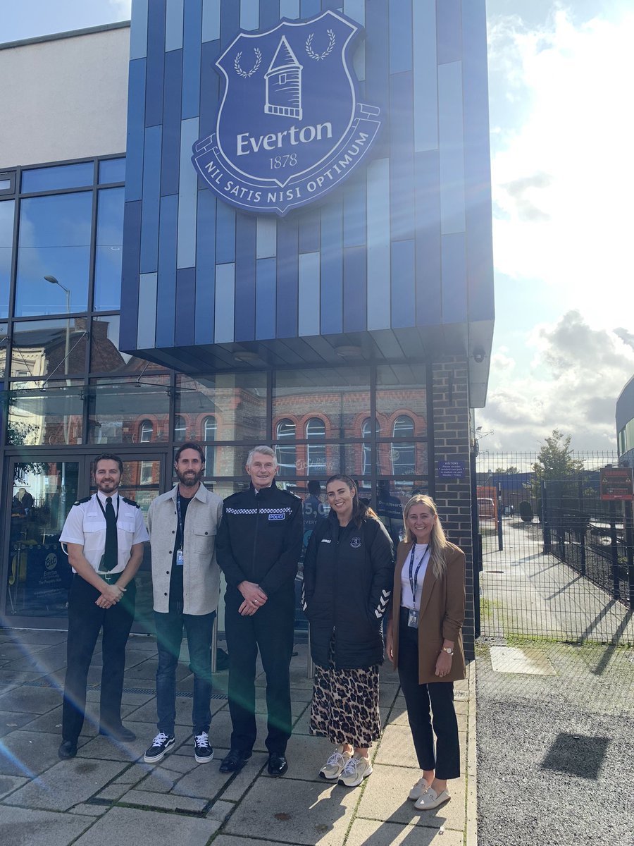 green_dcc's tweet photo. A brilliant afternoon with @EITC learning about #TrinityProject - visits to the various teams working right in the heart of the community - amazing staff & @MerseyPolice proud to be a valued partner - 👏👏 https://t.co/gRBKS5DM1I