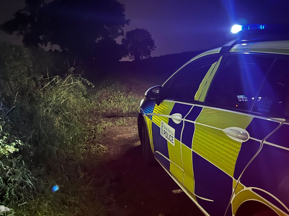 PershoreCops's tweet photo. #PCSOSmith has and is still out and about on #RuralPatrol across #PershoreRural patch. ๐จ
Patrols of #Wadborough, #Flyford, #Defford and much more! ๐ฎโโ๏ธ
Currently in #Bredicot... Next stop on the patrol is #Whittington
#PolicingPromise #VisibleInTheCommunity https://t.co/1Eeqkp2qMR