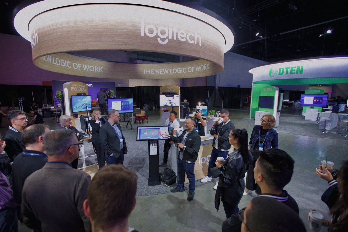 LogitechBiz's tweet image. #Zoomtopia is in full swing with a spectacular Logitech booth and a fireside chat with our interim CEO and @Zoom President of Product and Engineering @velchamy! #NewLogicOfWork #Zoomtopia2023