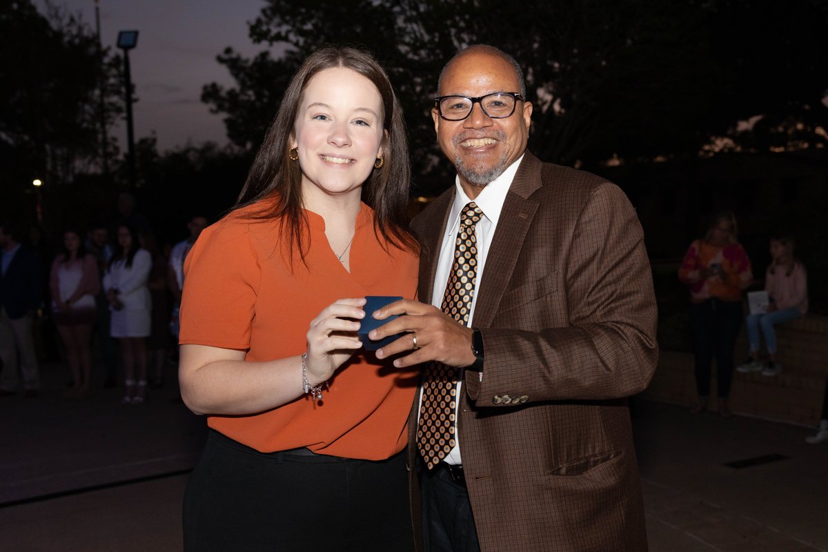 Make sure to place your class ring orders and have them paid in full by October 6 to guarantee arrival for the fall ring ceremony! 🤩💍🦅 #ClassRing #UTTPutARingOnIt #RingCeremony