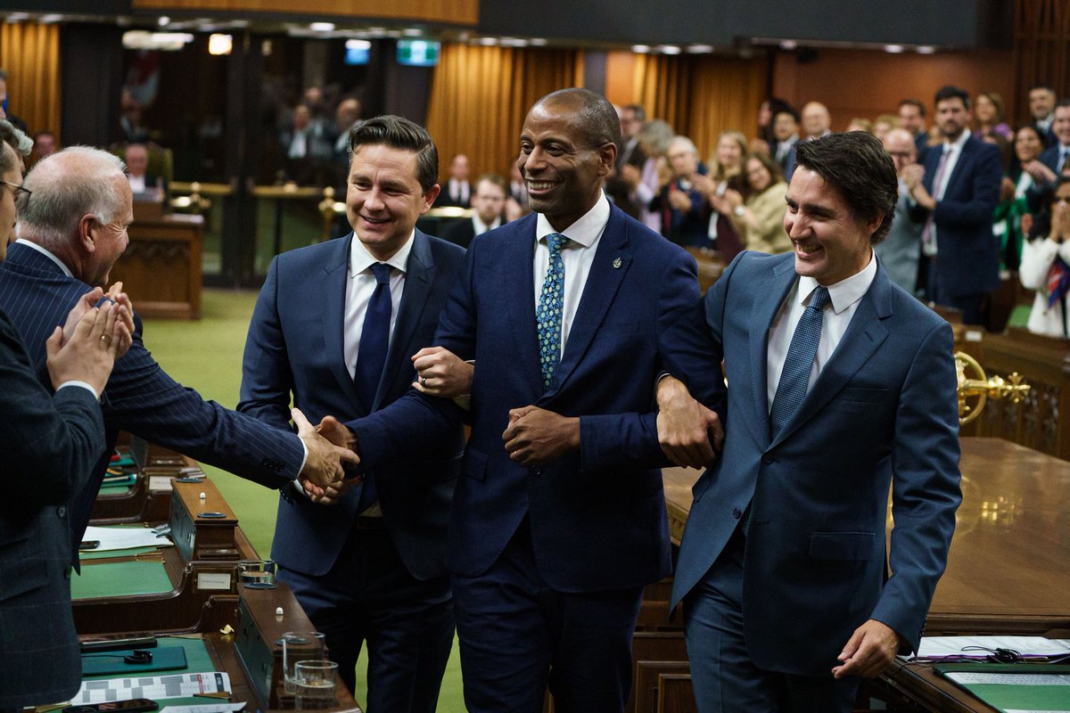 Justin Trudeau tweet media