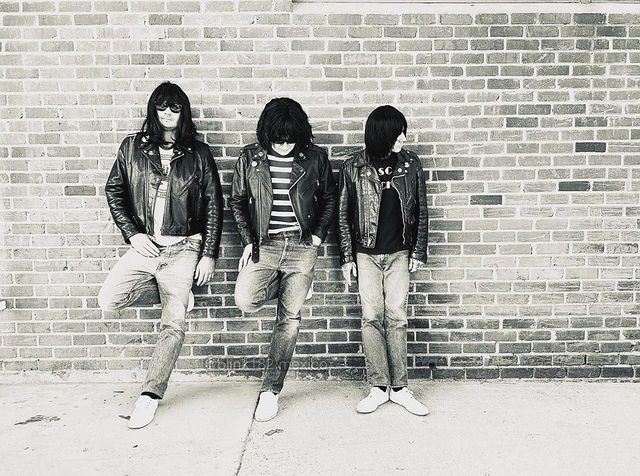 blink-182 Paraguay tweet media