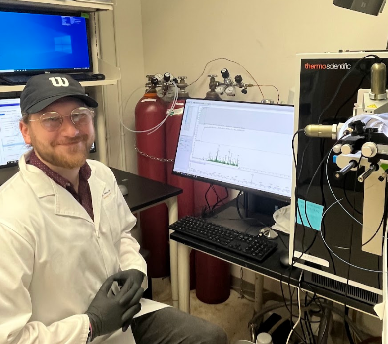 Meet our latest graduate intern at the National Resource! McKinnon is here from KUMC and is observing, learning, and experiencing proteomics firsthand.  As part of his award he received a free phospho-TMT experiment, travel, food and lodging.  He is here for two weeks.
