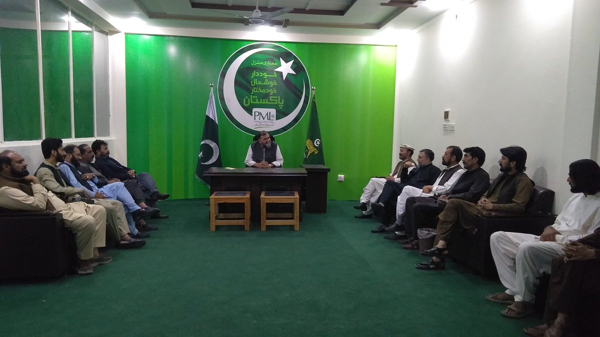 EngrAnwar15's tweet photo. گلگت: وزیر زراعت انجینئر انور کی زیر صدارت مرکزی سیکریٹریٹ جوٹیال میں اجلاس۔ سینئر قیادت کی شرکت۔
اجلاس میں 21 اکتوبر کو میاں نواز شریف کے استقبال کے تیاریوں کےحوالے سےمشاورت https://t.co/xyNwXrhyHq