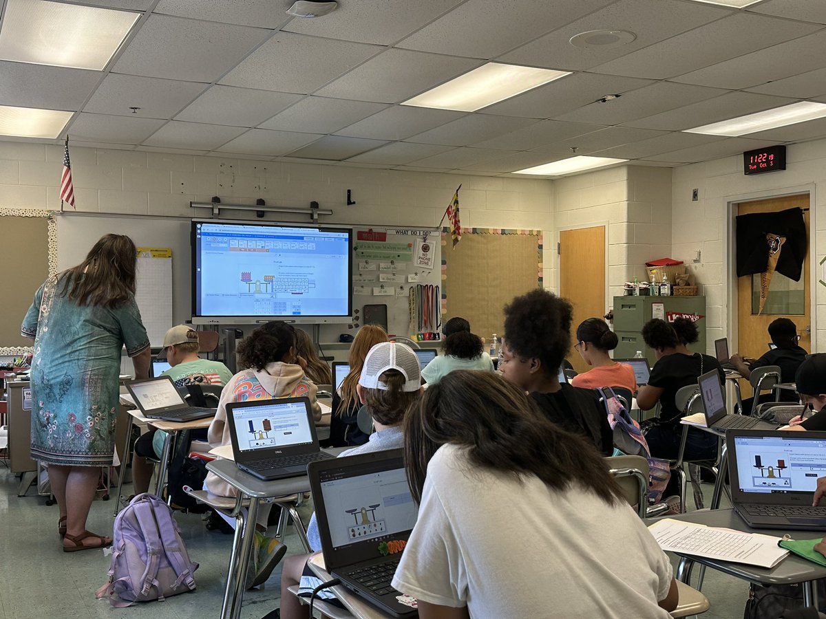 Ms. Henrichsen’s 6th grade students <a href="/ems_smcps/">EMS</a> flexing their new knowledge about equivalent ratios! #SMCPSkidscanmath