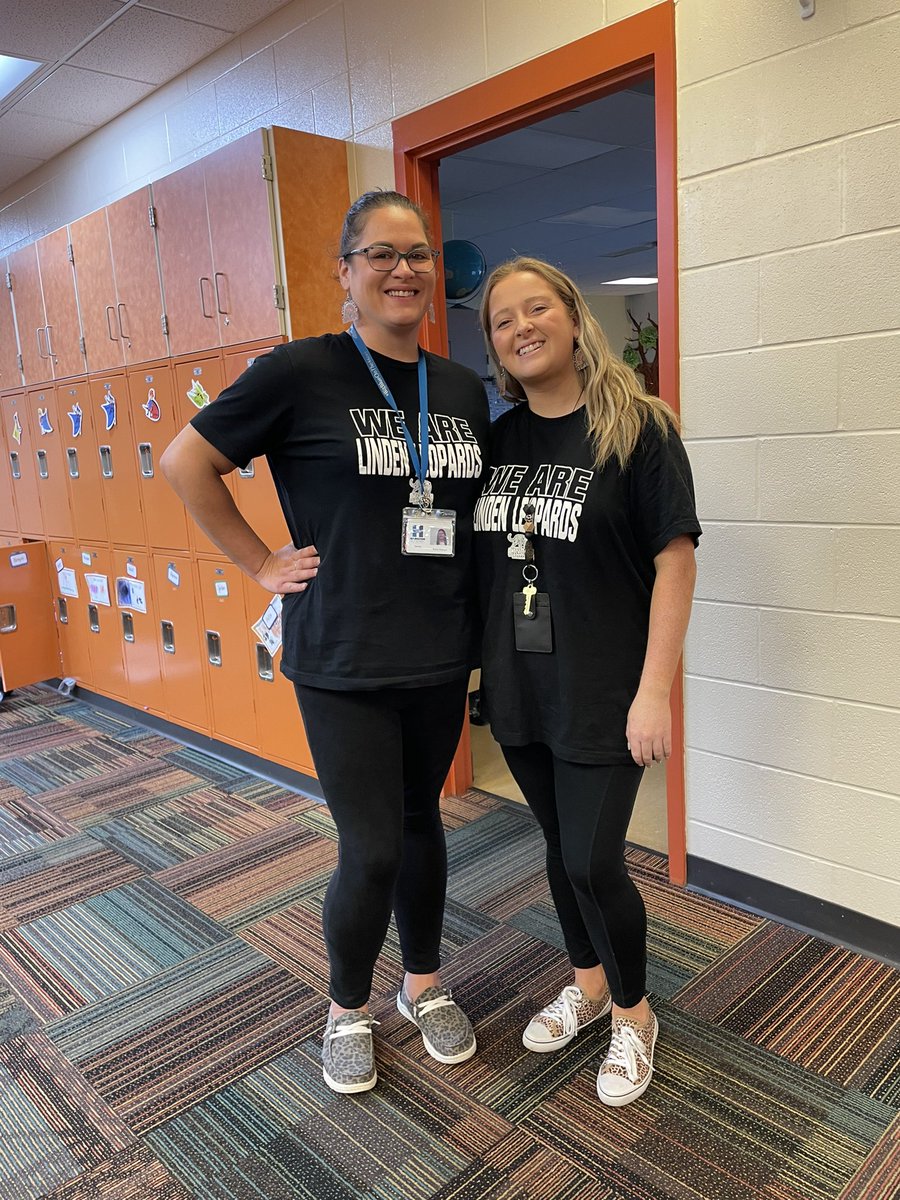MrsMcIntyreED's tweet photo. Twin day for homecoming spirit week! 👯‍♀️ @Hamilton_LN https://t.co/ZEX7LCGWzs