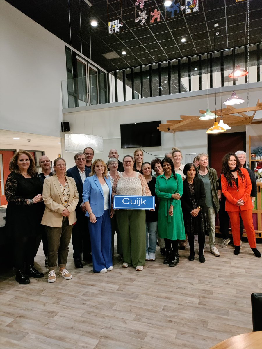 Het waren goed georganiseerde, afwisselende en informatieve bezoekjes aan Vianen en Cuijk, respectievelijk halte 17 en 18 van m’n #route33 Ik ben over de helft nu.