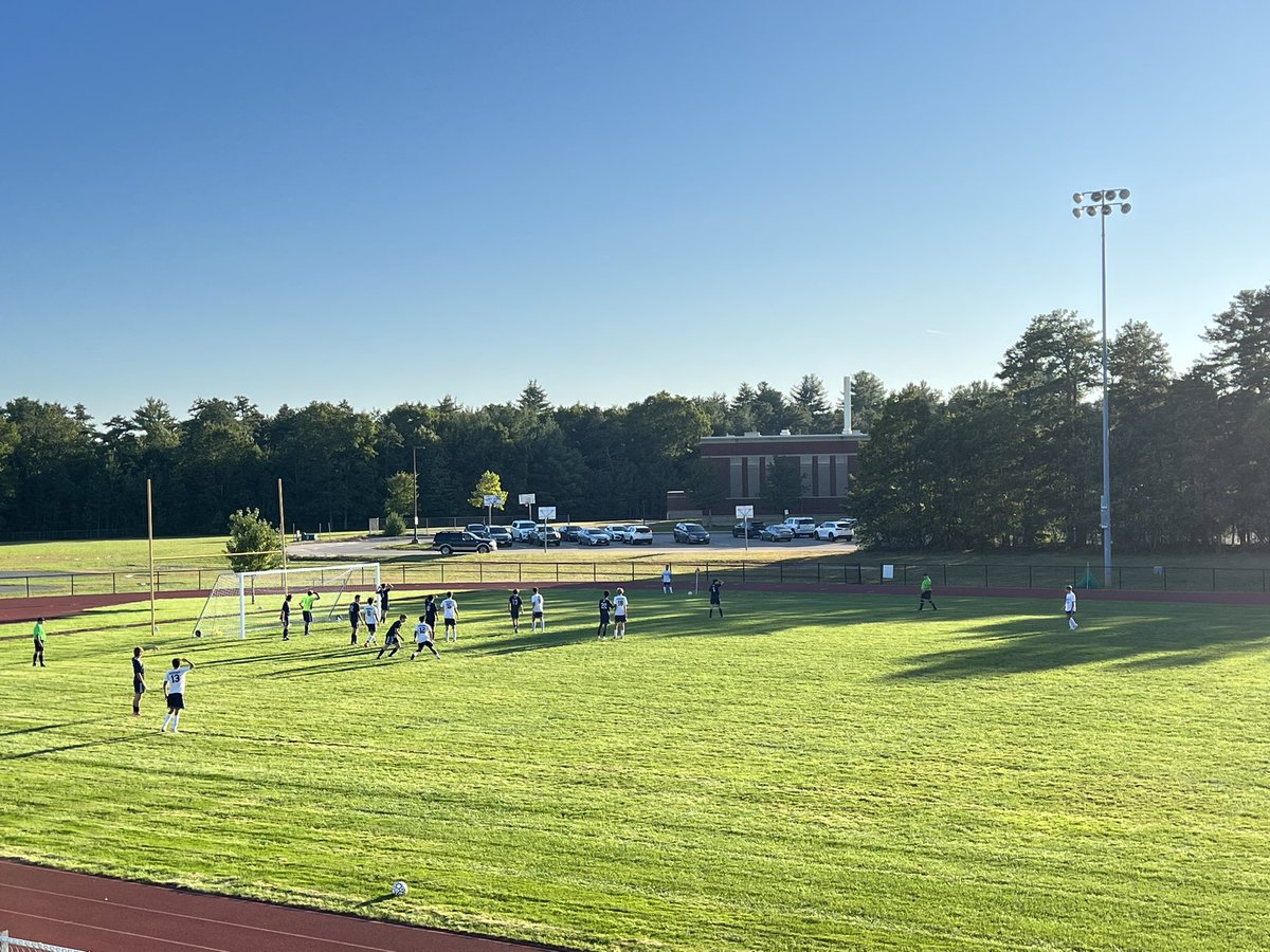 hmhunt76's tweet photo. Seekonk 2, Apponequet 3.  Boys Varsity soccer had a tough loss yesterday. Goals by Connor Sears and Cole Goudreau. 
@SeekonkHS 
@DrWhalen3 
@SeekonkWarrior https://t.co/A8PDLIWleb