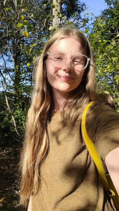 I've been spending time outside every day and loving it sm ☀️🍂 https://t.co/Wv0xdh8xBM