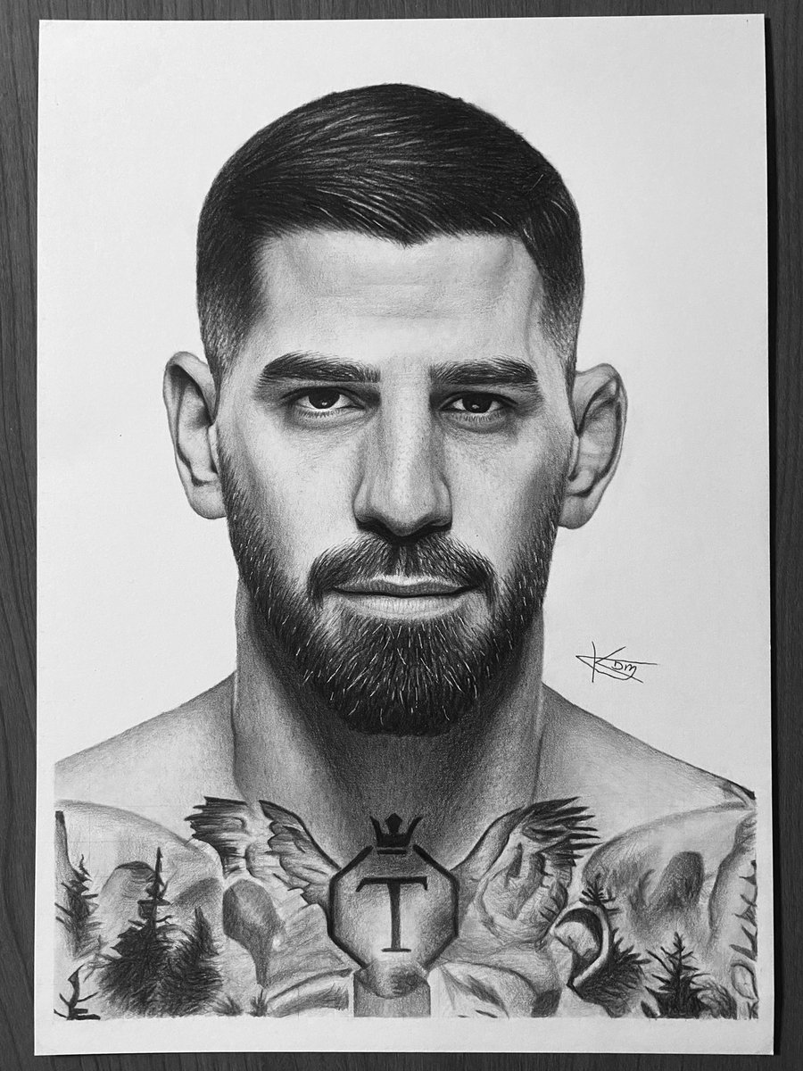 art_kdm's tweet photo. El Matador 👑🥊 @Topuriailia https://t.co/TPxJlQjPi0