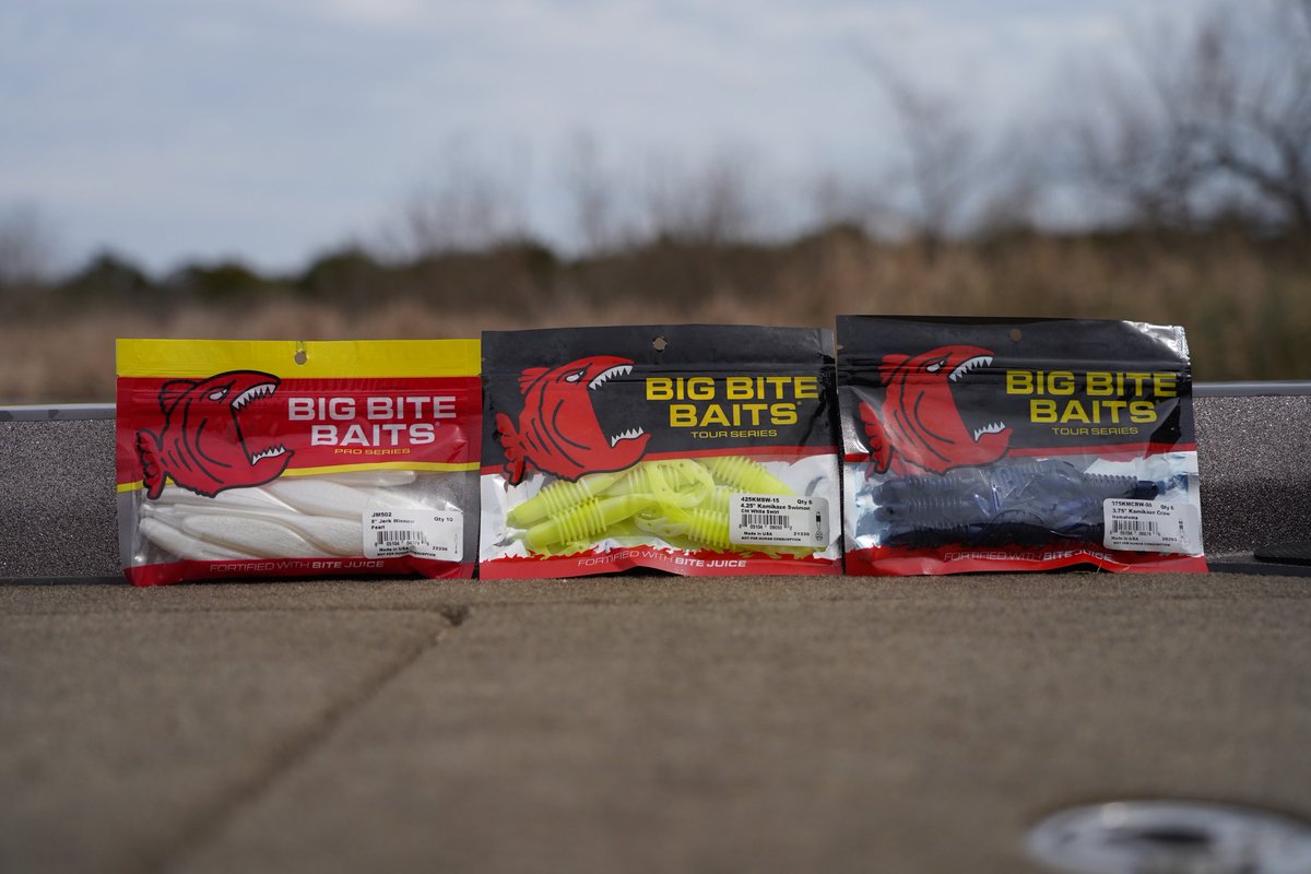 FishHandbook's tweet photo. No matter the conditions or the time of the year, @BigBiteBaits has a shape, size, and color that will bring the big bite to your line!
#BigBiteBaits #SoftPlastics #Baits #Lures #Fishing #BassFishing https://t.co/lVXamuPpSa