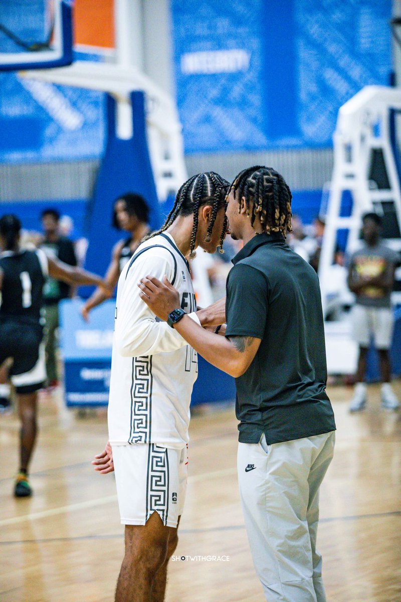 bryce_woodliff's tweet photo. Passion is displayed in different ways. #BeP3 #dowhatyoulove https://t.co/Hj8avcf0OZ