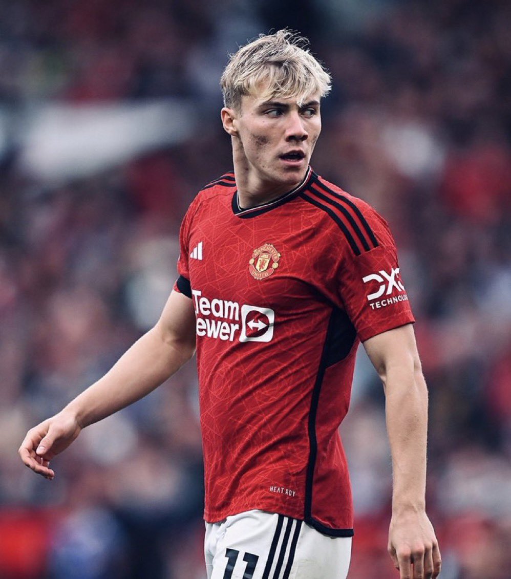 Footballtweet's tweet photo. Manchester United's only positive this season. 🇩🇰 https://t.co/h0X8qHBI9H