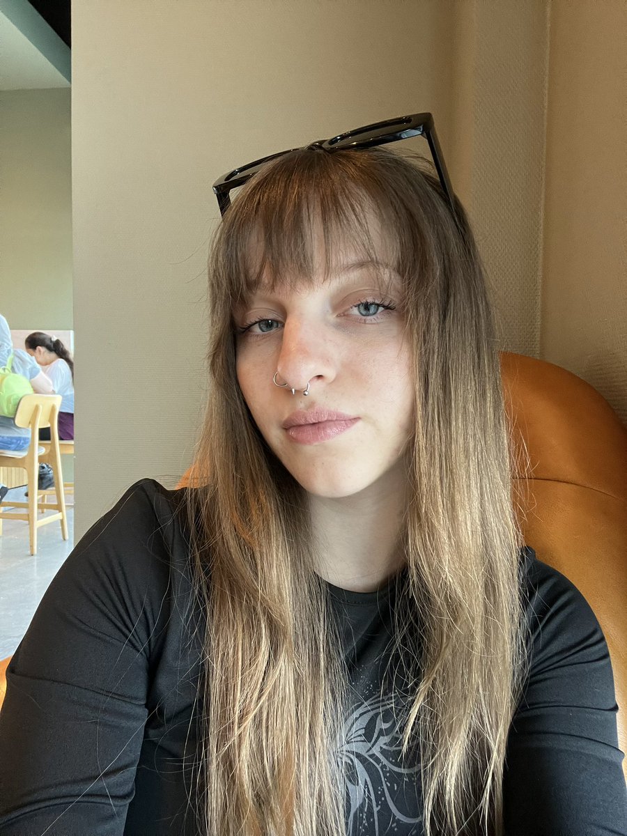 lil_podd's tweet photo. :> https://t.co/GI9Wpjl4qb