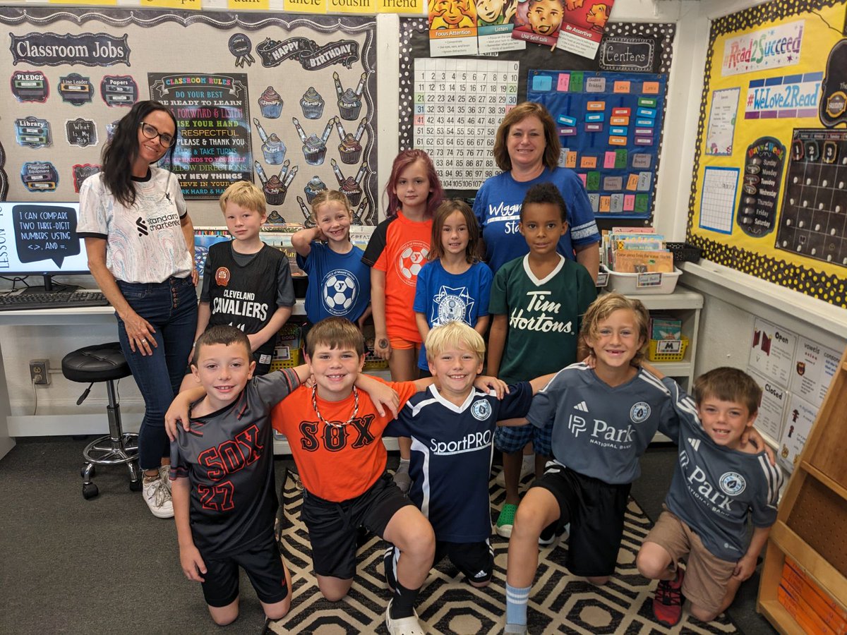 wigginsecond's tweet photo. @WigginStreet got into the game wearing their favorite team jersey to celebrate MVHS Homecoming Week! #wigginstkids https://t.co/OP5s3ZGh0l