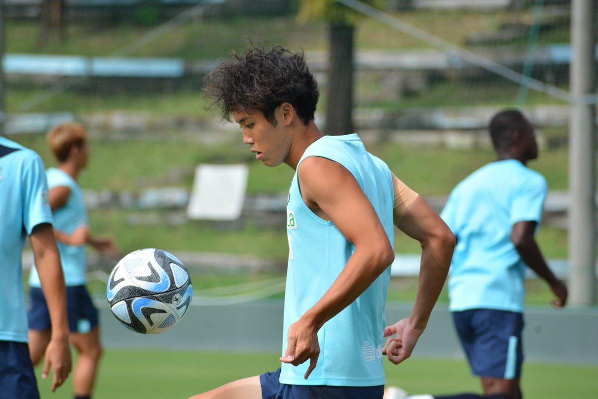 ジュビロ磐田　練習着 ジュビロ磐田 | . 【2023オーセンティックユニフォーム販売