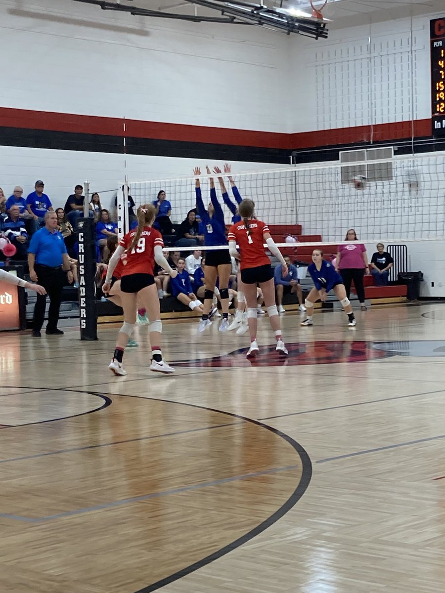 richstoffers's tweet photo. CAM gets 3rd set as well, over the Crusaders 25- 17! CR-B really struggled scoring, but really played an  impressive 3rd game @huskerblankman! Special S/O  to the CRB team wearing #LEESASTRONG shirts! Super, great job Crusaders on pink out night ! #NoOneFightsAlone #CRBpride https://t.co/H0F8EN40Ss