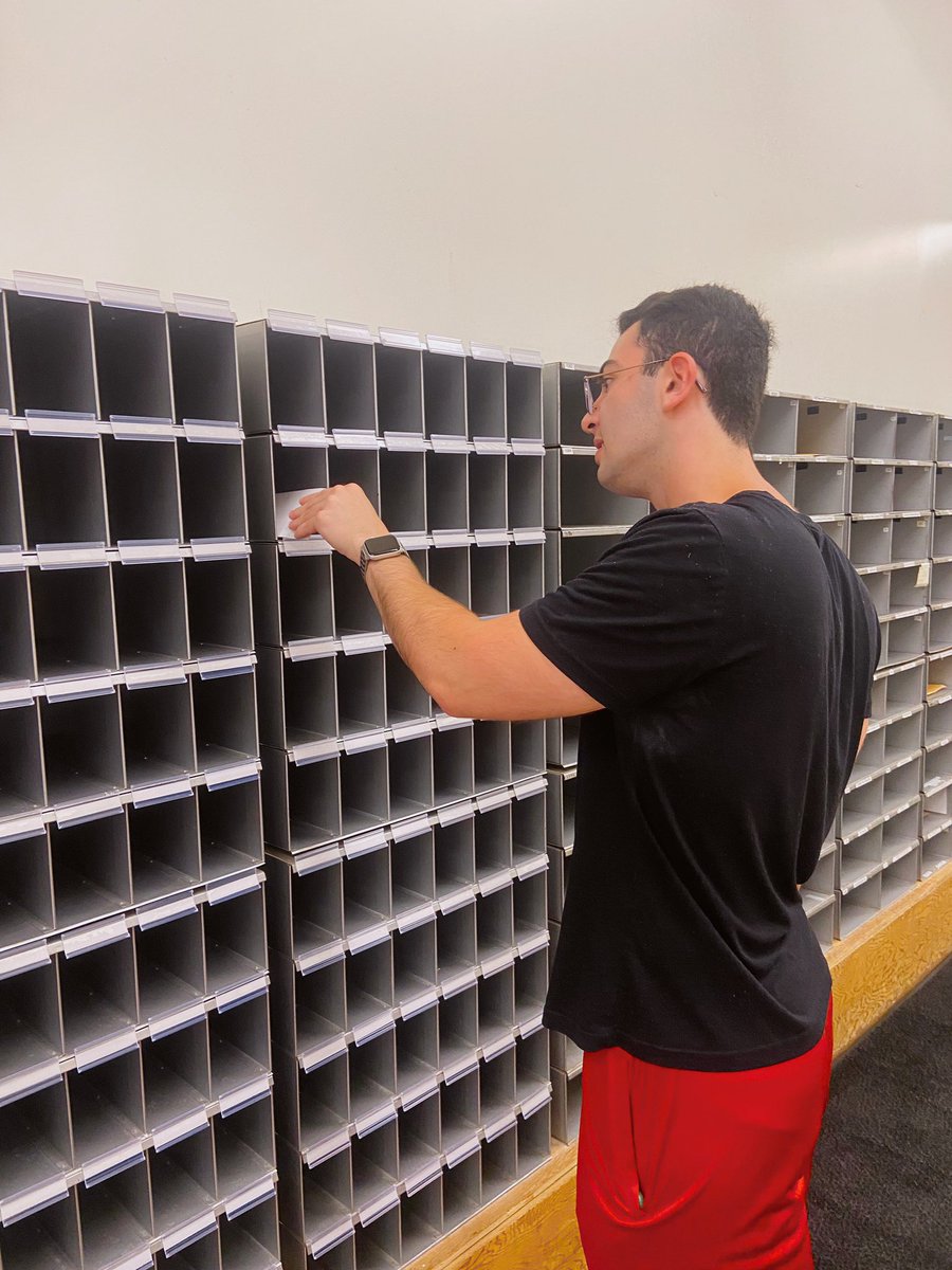 Happy National Voter Registration Week! ONU freshman, go check on your campus mail box! Campus Vote Project and ICAPP Fellows distributed voter registration flyers to all ONU freshman’s mailboxes today. Voter registration ends on October 10th, make sure to register! #vote