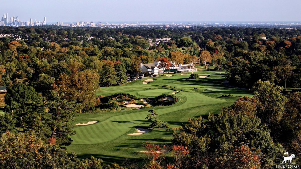 LinksGems's tweet image. Fall golf has arrived in Philadelphia.

#merion 🍁🍂
