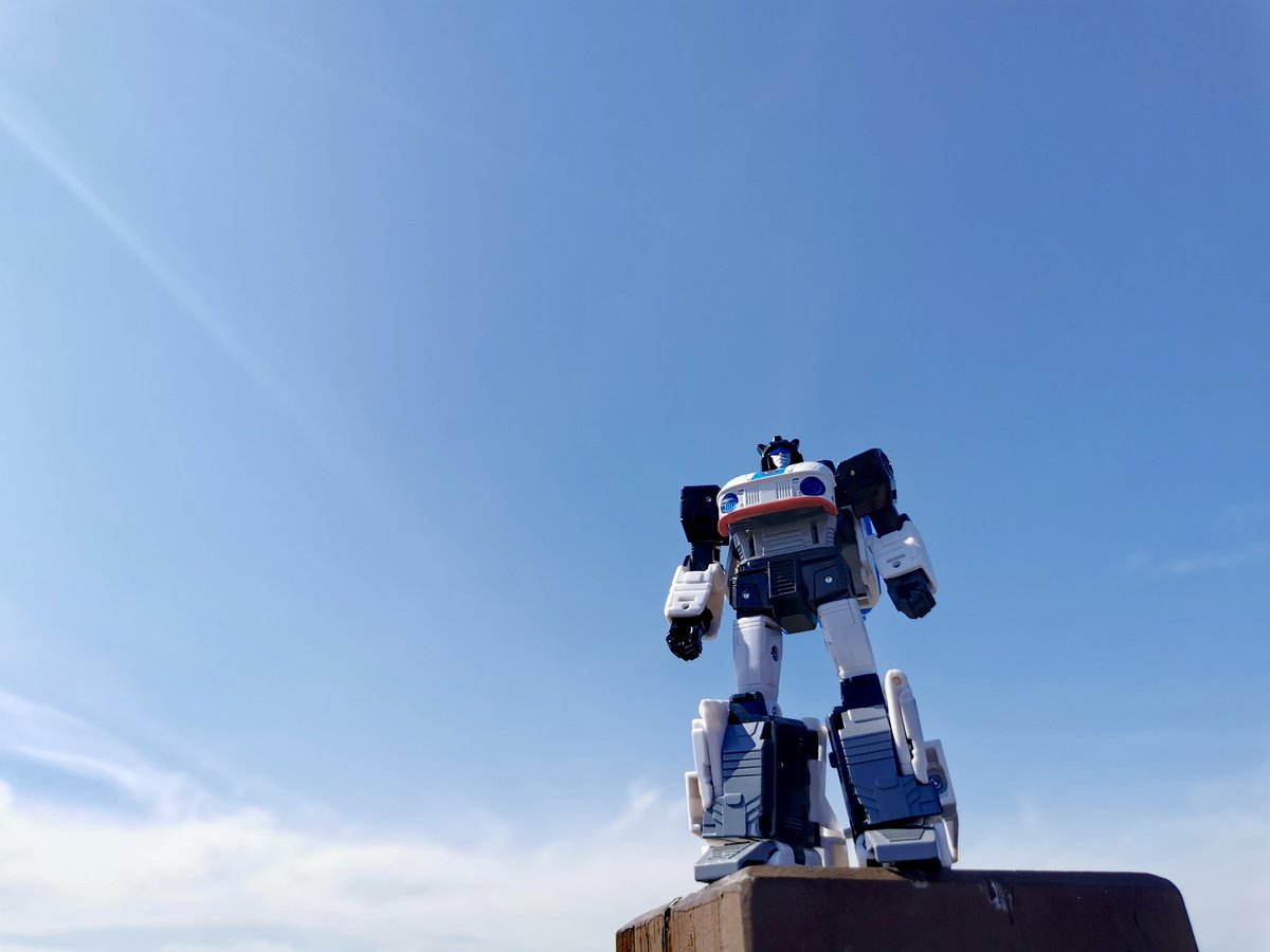 Freccia_Swipe's tweet photo. Toys dump part 2.  #HotRod #SpikeWitwicky #Jazz #OptimusPrime #HotShot https://t.co/yOkvYfLGcQ