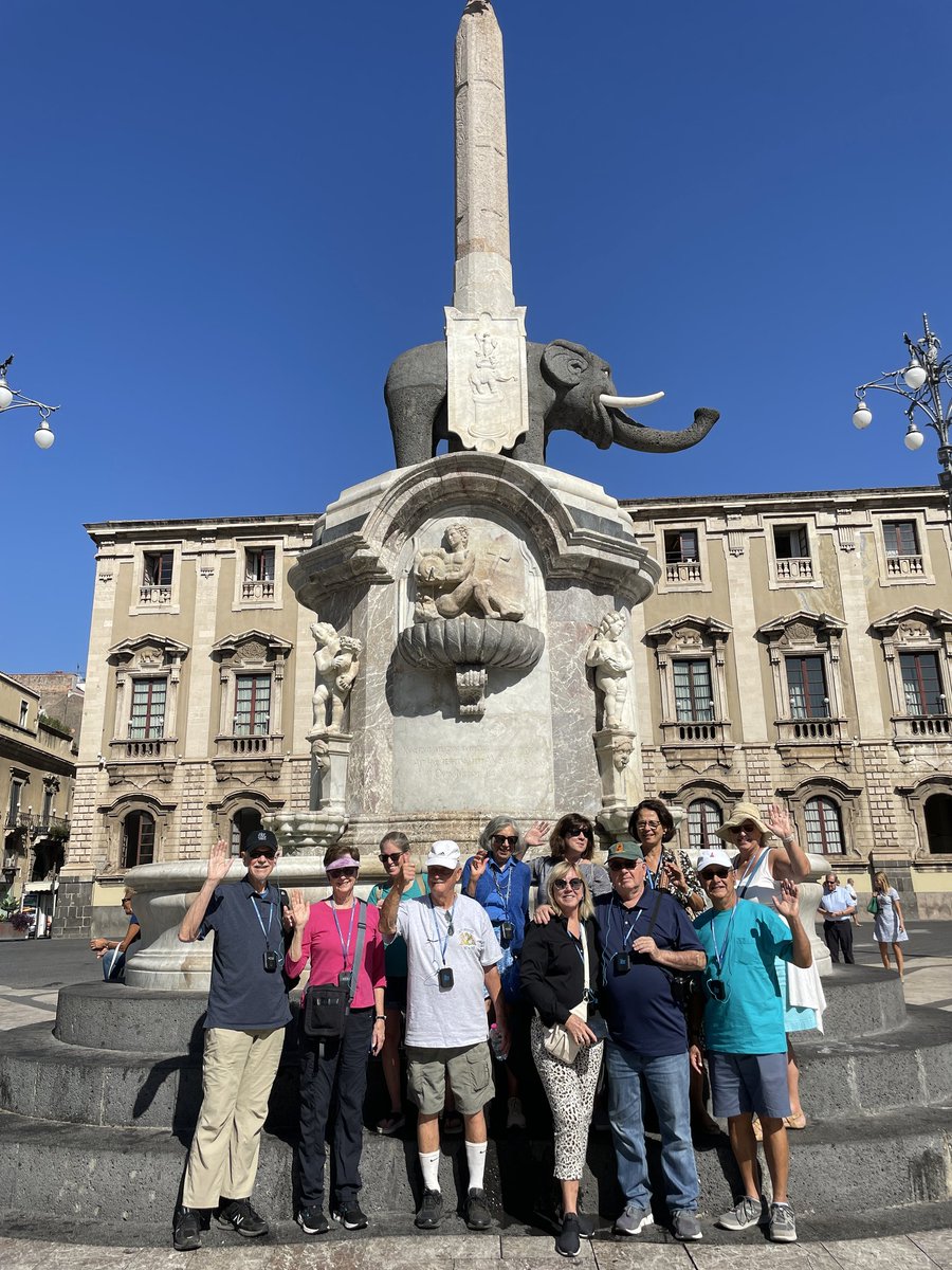 #TuftsAlumni on our Flavors of Sicily trip sent a warm welcome to, and congratulated, our 14th President Sunil Kumar from the city Catania's elephant statue!
Ancient legend has it that an elephant once lived there and chased harmful animals from the city. 
#LightingTheWay