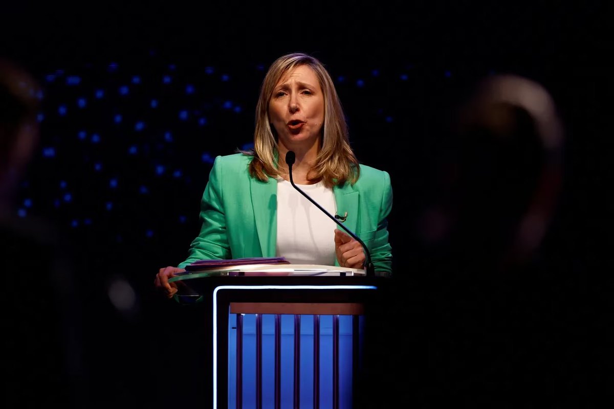 Soysonia2's tweet photo. Hace 48hs. Que miles de personas están diciendo que van a votar a Myriam Bregman! Si esta tendencia continúa la izquierda va a hacer una elección historica. https://t.co/Cp0jpfWbxH