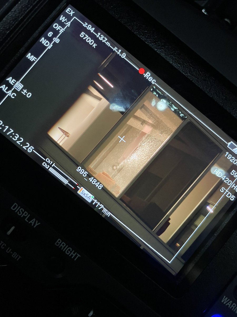 KelseyKushnerTV's tweet photo. This is believed to be the window the shooter was shooting from. It’s a dorm room  on Morgan State @wjz https://t.co/V8ROh2vSQK