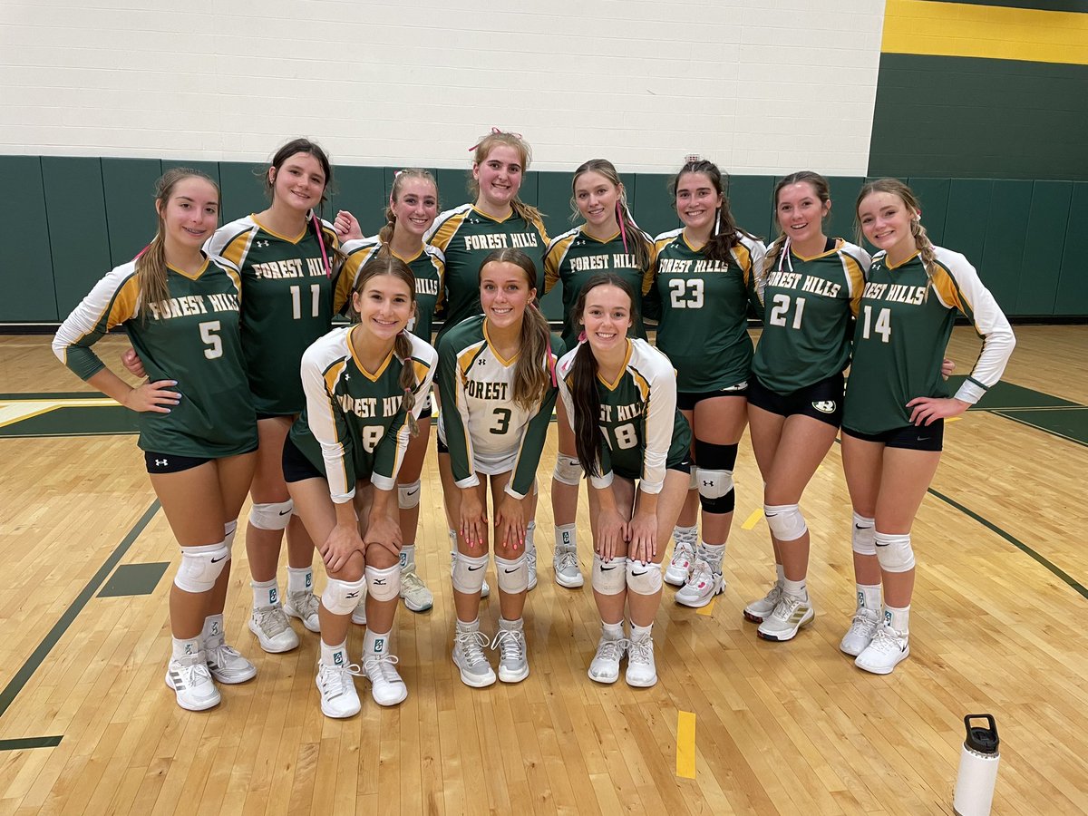 Forest Hills over Somerset 3-1! 🎀

Alexa Papcunik- 12 service points, 2 solo blocks, 10 kills
Julia Chunta- 10 service points, 4 aces, 51 assists
Mya Colosimo- 22 kills, 18 digs, 3 aces
Lia Konchan- 15 digs
Paxtyn Pcola- 10 kills
Eva Myers- 2 solo blocks