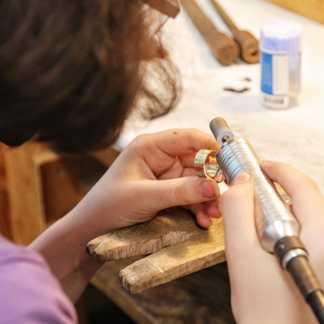 Want your child to try a one-day class at the BAC before committing to a season-long course? Looking for something for your child to do on Indigenous Peoples' Day or Veterans Day? Our Holiday programming is the perfect option for you!