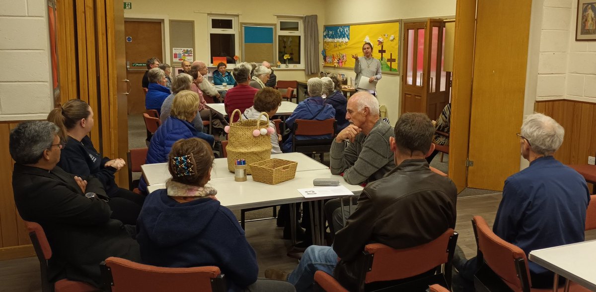 Yodasears72's tweet image. Wonderful evening as Christians from across Rossendale gathered for prayer and worship! #onebody #GodLovesRossendale