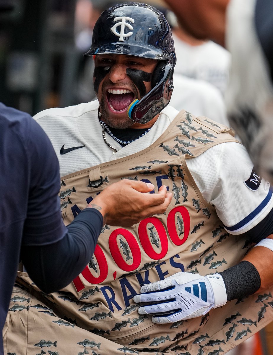 It's been more than 20 minutes since we posted a Royce photo. 

Enjoy. 😀