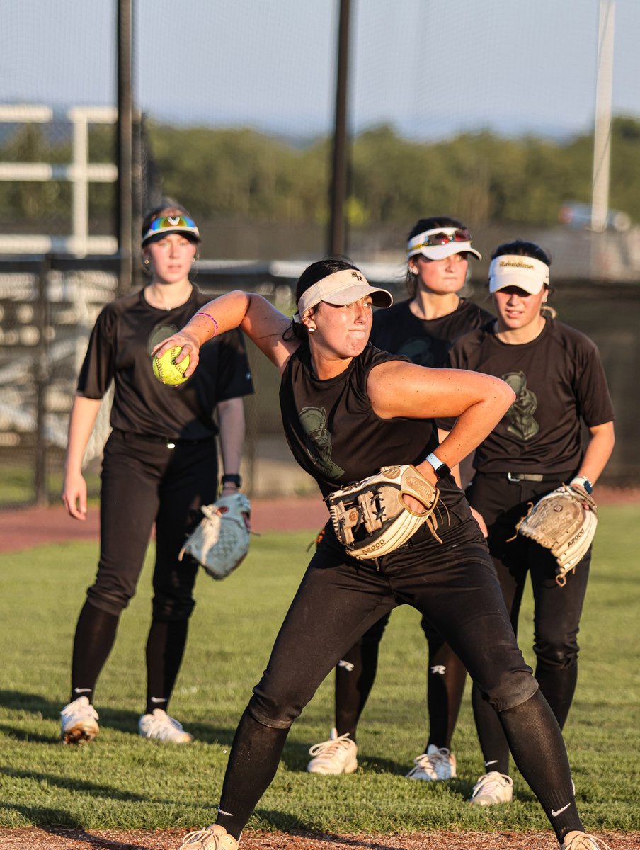Saint Rose Softball tweet media