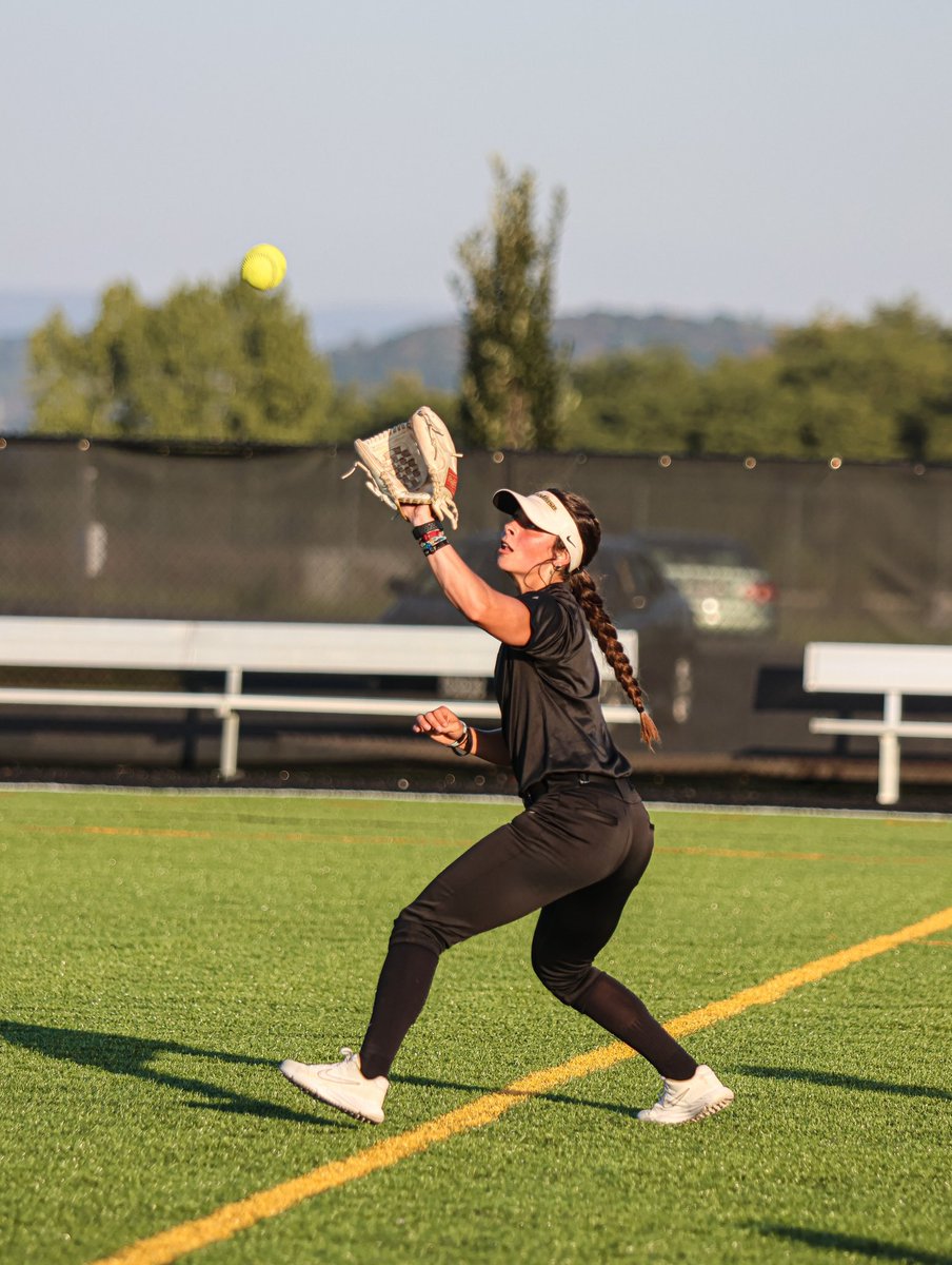 Saint Rose Softball tweet media