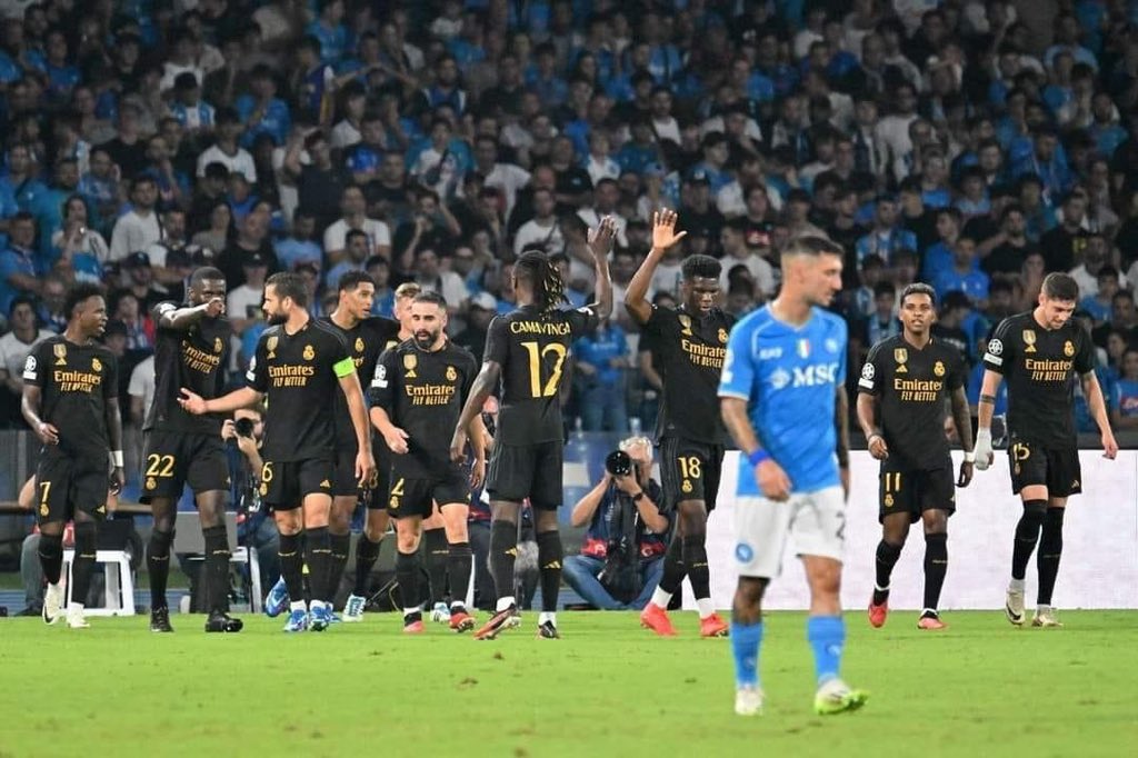 أخبروا نابولي يا سلام أنّ ريال مدريد جاء ليُنهي الكلام.👌🏻

#الي بعدو يلا