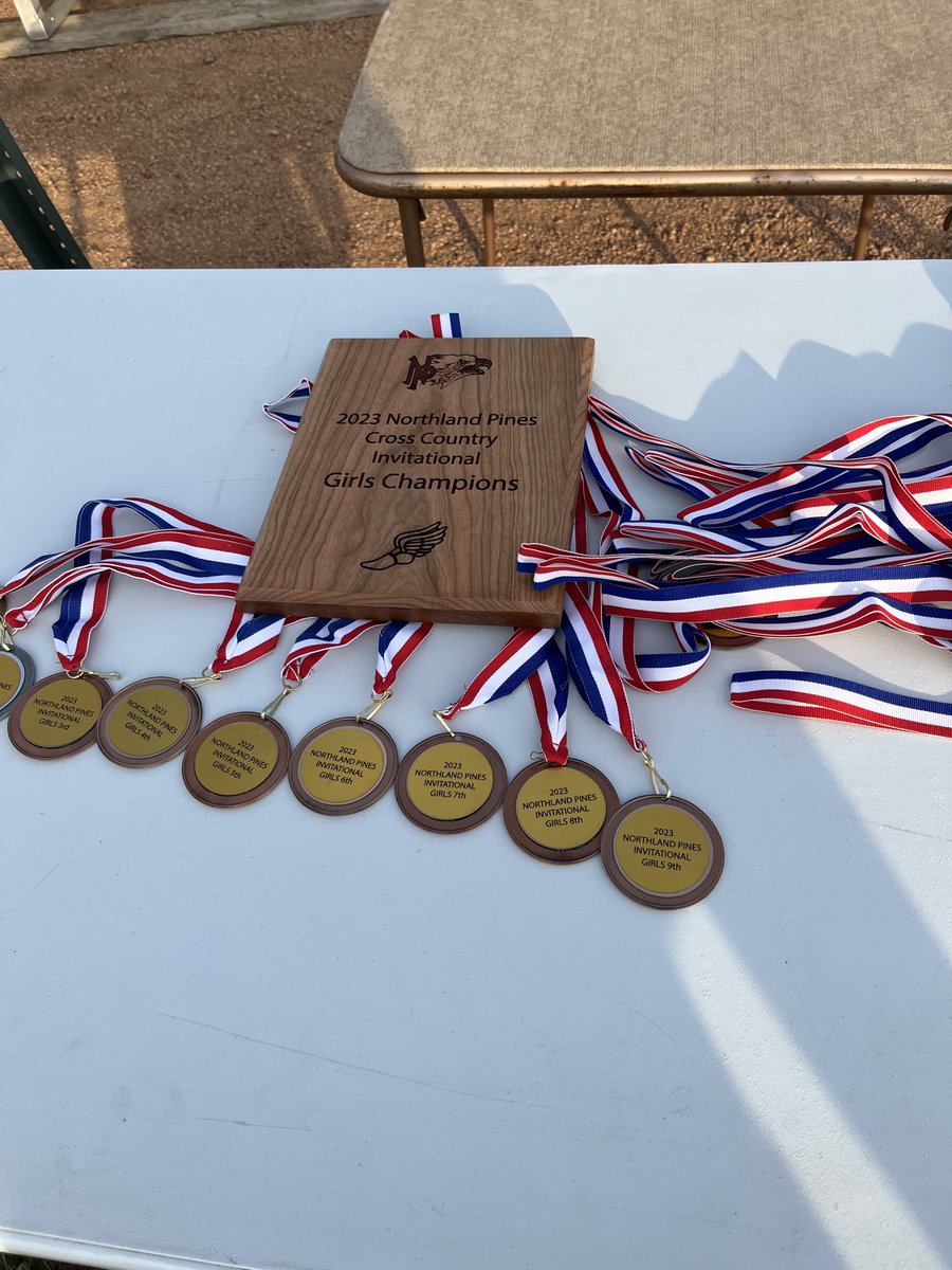 NPHS_Eagles's tweet image. We are hosting our cross country meet today. Great weather and a great atmosphere also. Thank you to Mr. Zayia for setting up a fantastic course. A huge thank you to the Eagle River Golf Course also!! #npsd1 #pinescc