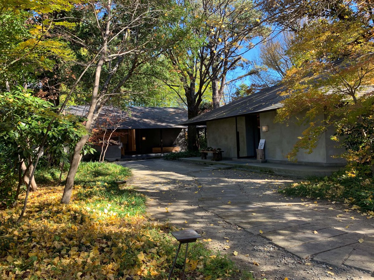 flower_journal's tweet photo. メタセコイヤやエンジュが生い茂る「エヴァム エヴァ ヤマナシ」で「色・味・形」を楽しむ
https://t.co/S1rKDUWrAr
#evameva #山梨 #エヴァエヴァ  #フラワージャーナル #flowerjournal #植物 https://t.co/zmwKlkdmGg
