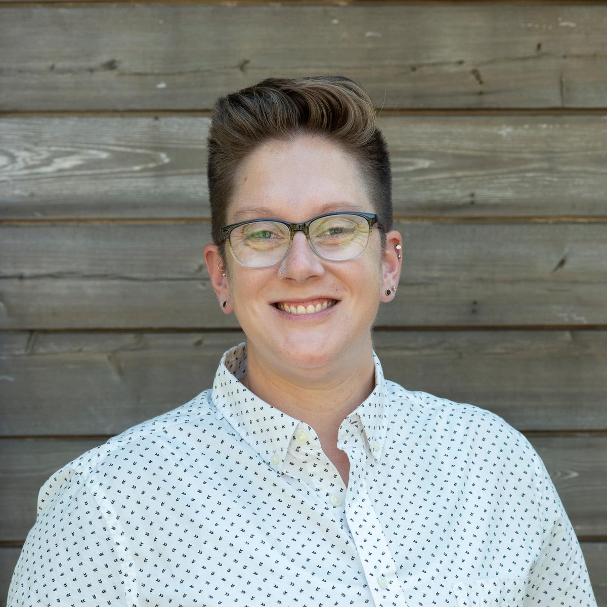 Meet Meg Johnson ('23), who recently graduated with their M.Ed. in Montessori Education and immediately stepped into a teaching role for the program, in our recent faculty spotlight: tinyurl.com/loyola-meg-joh…. #montessori #graduateeducation #loyolamaryland @LoyolaEducation