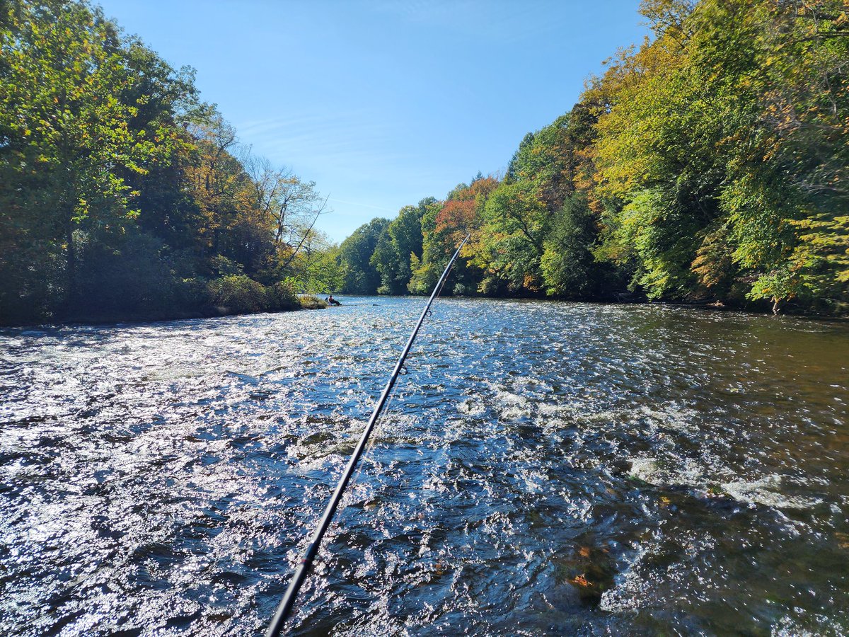 _Vodyn's tweet photo. Out to New York fishing with my Dad and Grandpa. https://t.co/duX3qvlL53
