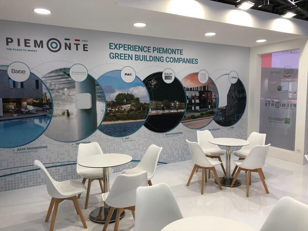 monacofiere's tweet photo. Apre oggi fino al 6 ottobre @EXPOREAL_Munich  #saloneinternazionale e piattaforma ideale per tutti gli #stakeholder attivi nel mondo degli investimenti immobiliari. @monacofiere ha avuto il piacere di supportare il progetto ITALY REAL ESTATE 🇮🇹 https://t.co/kb72iyDCGM
