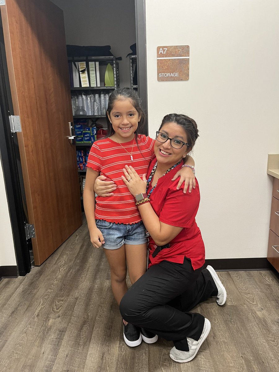 Dyslexia Awareness Month! ❤️
#KATYISDDYSLEXIA #mjejags <a href="/MJEjags/">Jenks Elementary</a>