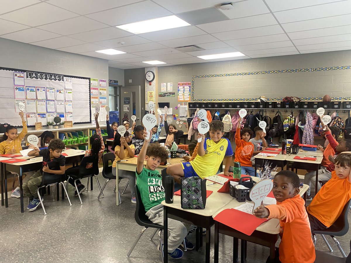 Ms. Glaze tweet media