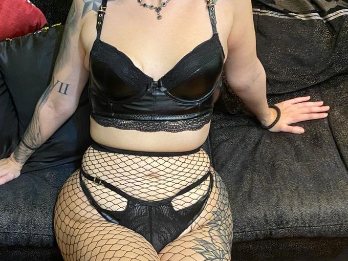 I'm online right now on SkyPrivate - pay-per-minute system for Skype live shows. Call me right now in<a href="/tag/skype"class="tags"><span>#skype</span></a>