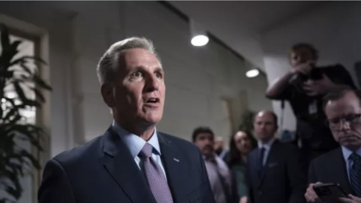LondonGlossyMag's tweet image. Kevin McCarthy at risk as US House votes to move ahead with effort to oust him londonglossy.com/kevin-mccarthy… via @londonglossymag #McCarthy #SpeakerMcCarthy #RemoveMcCarthy #USA