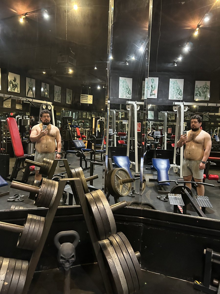 smartball_'s tweet photo. At the Melrose Spa gym ;) https://t.co/CUDdXmgmwz