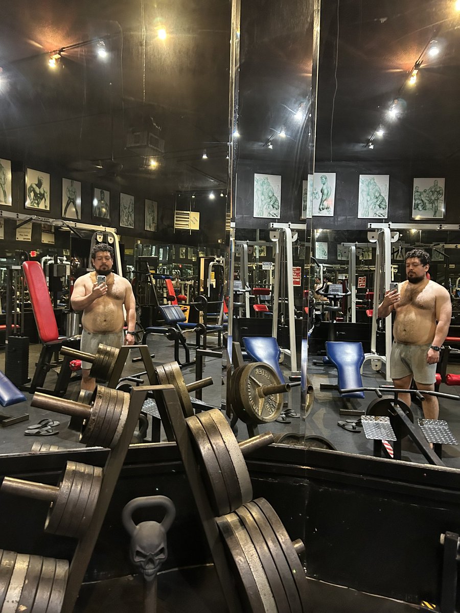 smartball_'s tweet photo. At the Melrose Spa gym ;) https://t.co/CUDdXmgmwz