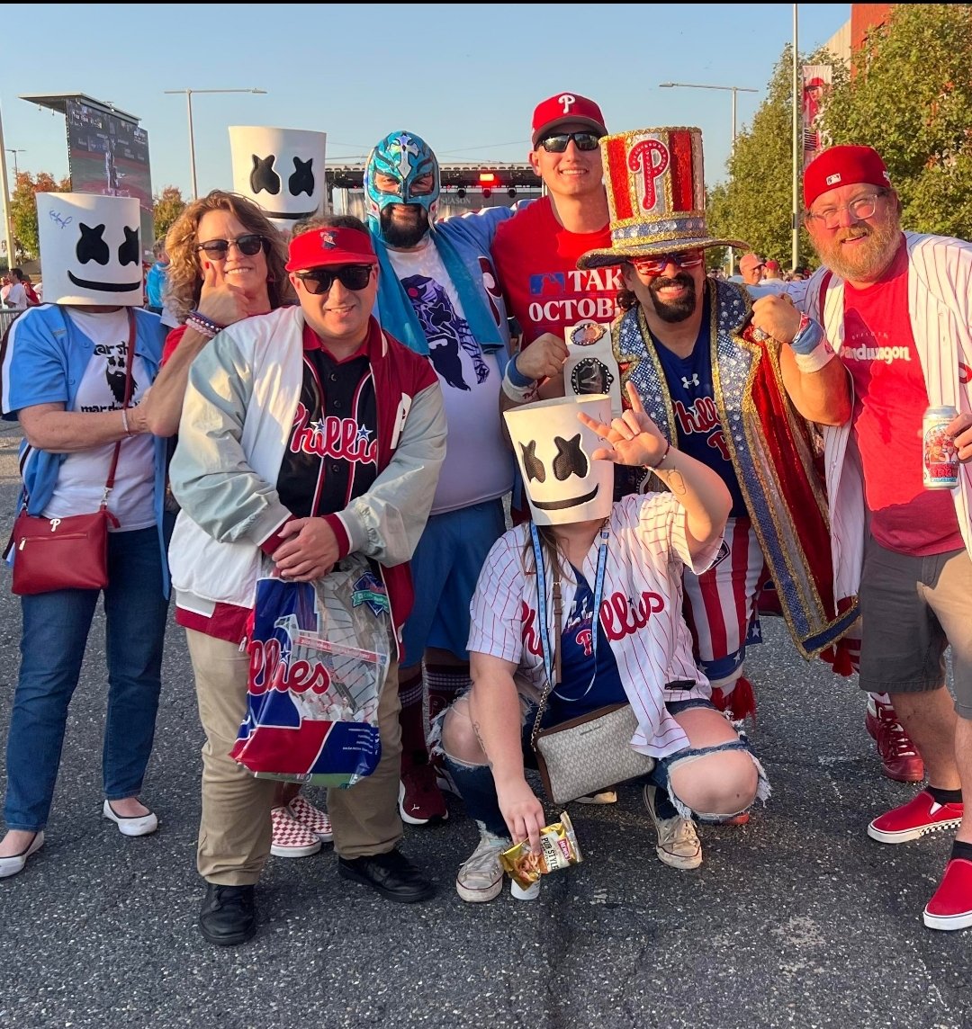Marshs_Mallows's tweet photo. Gang is all here and ready for a Phillies victory! #GoPhils #kpmgcares #TakeOctober https://t.co/U506yT5UtC