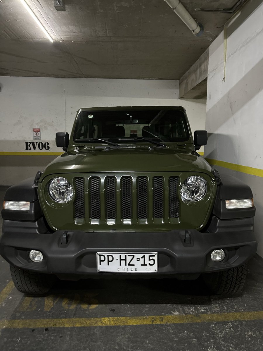 lapapitafritaaa's tweet photo. Me robaron mi auto en Macul, porfa RT! #MACUL #SANTIAGO #RT #URGENTE https://t.co/wgJ1MPcqVi